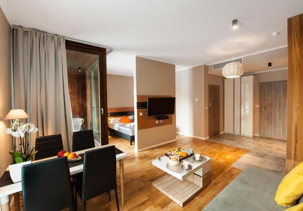 Deluxe Apartments Free Parking Warszawa Exteriör bild