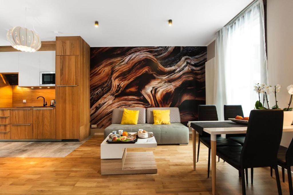Deluxe Apartments Free Parking Warszawa Exteriör bild